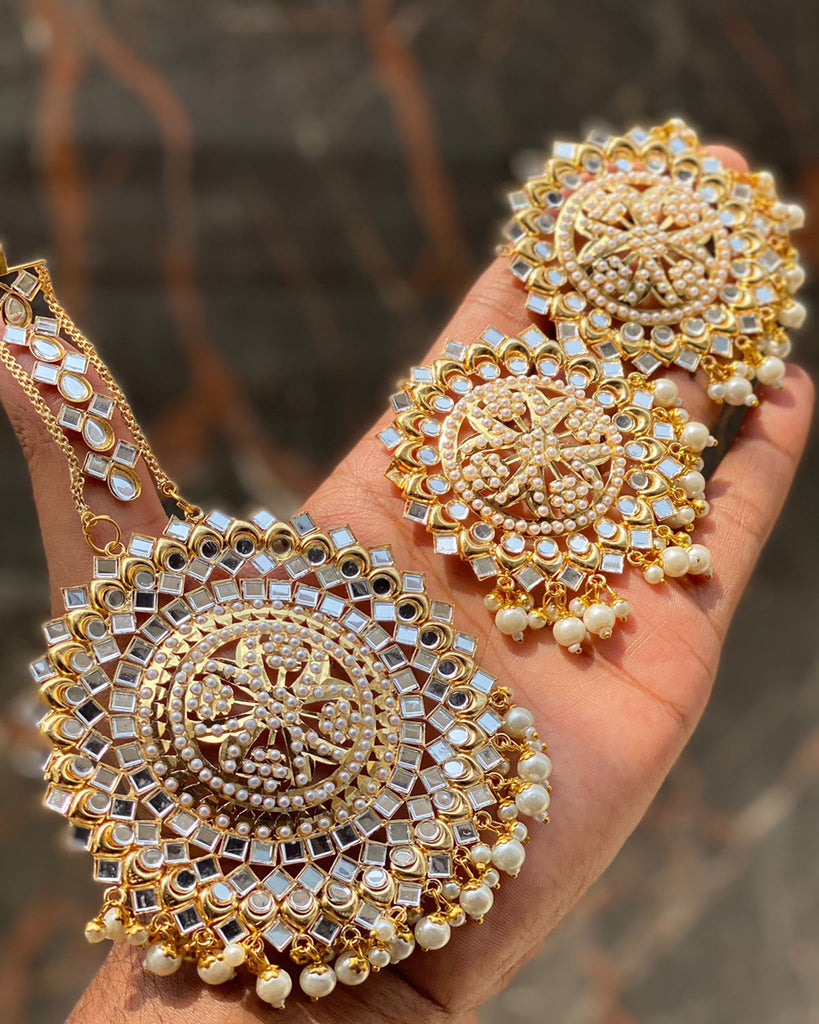 SATRANGI DESIGNER KUNDAN EARRING MAANG TIKKA SET Jewellery Set